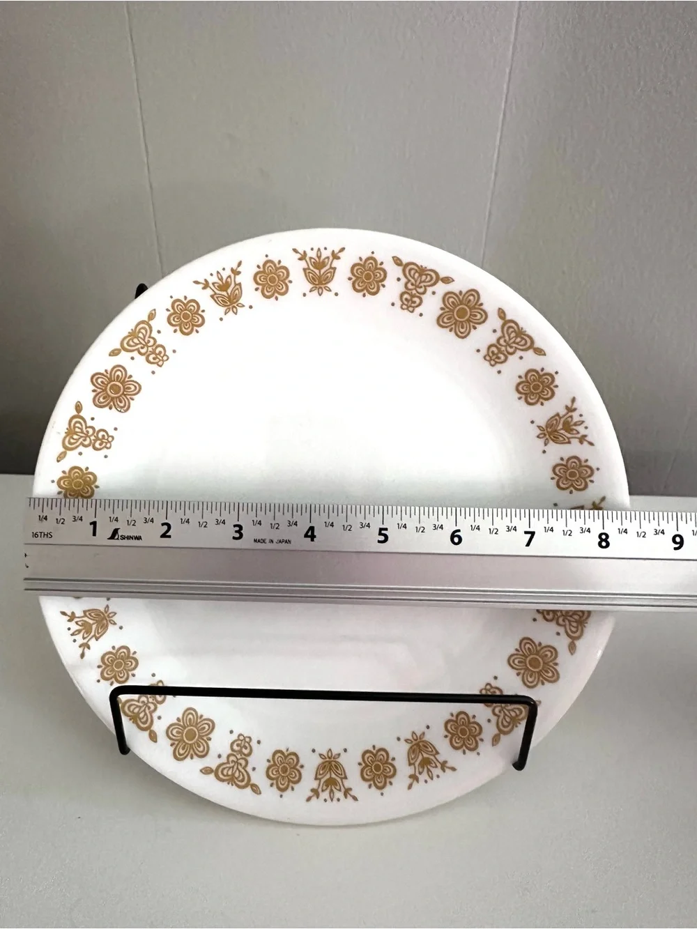 Pyrex amazing eight